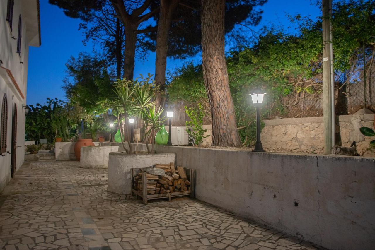 Gli Archi Sul Mare Panzió Gaeta Kültér fotó